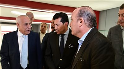 أشرف صبحي يعرض على الزمالك بديل لأرض أكتوبر 