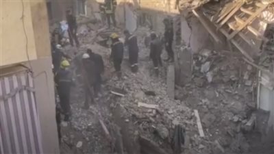 بينهم أم وأطفالها.. البحث عن 6 مفقودين أسفل العقار المنهار بإمبابة 