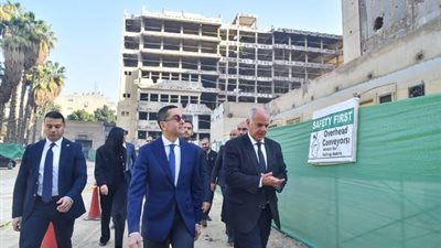 وزير الاستثمار يتفقد مشروع تطوير مبني وزارة الداخلية بـ لاظوغلي