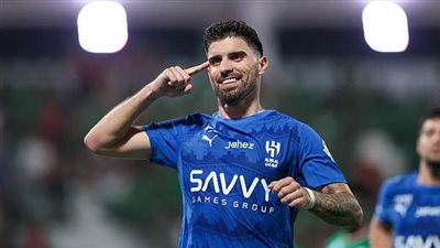 صراع إيطالي إنجليزي على توقيع روبن نيفيز