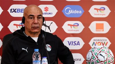 مرموش يقود هجوم منتخب مصر في مواجهة جنوب إفريقيا 