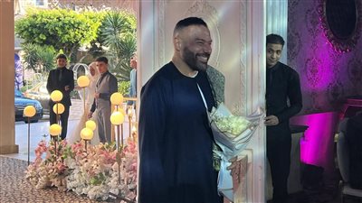 محمد خميس يشعل السوشيال ميديا بظهوره بـ 