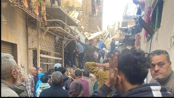  انهيار منزل في إمبابة على رأس 15 ساكنا