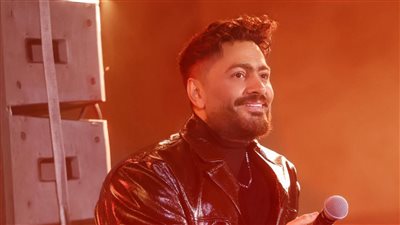 رغم أنها ليست الأعلى مشاهدة.. أغنية «الاحتياج وحش» لـ تامر حسني تحصد لقب أفضل كليب