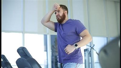 كيف يُوهم الجري الدماغَ بتقدير الوقت أكثر من اللازم؟