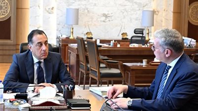 مدبولي يستعرض مع وزير البترول عددا من ملفات عمل الوزارة