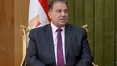 رئيس جامعة قنا يكشف خطة تطوير الحرم الجامعي.. ويؤكد: تشمل بيئة تعليمية آمنة 