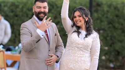 أدهم سليمان يعلن خطوبته: 