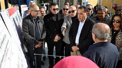 «رئيس الوزارء» انتظام العمل بمحطات رفع الصرف الصحي في الأقصر (صور)