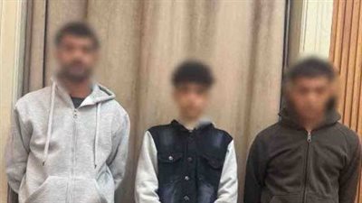 سقوط عصابة نصب خطيرة بزعم توفير تذاكر طيران ورحلات دينية بأسعار مخفضة