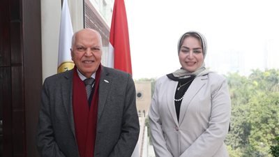 بشرى للعاملين بالمعاهد القومية.. تفاصيل لقاء رئيس المعاهد القومية بنقيب المعلمين 