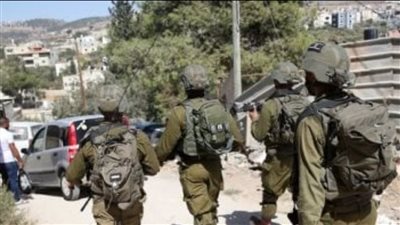 جيش الاحتلال الإسرائيلي يفرض طوقا على رام الله بعد حادث دهس بالضفة الغربية 