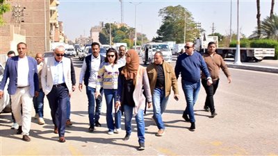 «محافظ الأقصر» يتفقد أعمال نظافة الشوارع استعدادًا لاستقبال عيد الميلاد