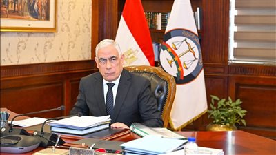 النائب العام يستقبل رئيس الاستئناف لنيابة قنا لعرض الكشوف ربع السنوية بدائرة نيابته 