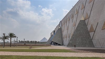 إدارة المتحف المصري الكبير ترصد ثلاثة مواقع إلكترونية مُزوَّرة لبيع تذاكر زيارة المتحف المصري الكبير