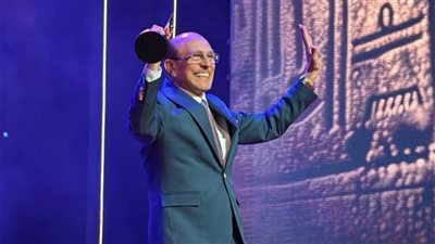 بالصور.. مهرجان المسرح العربي يكرم محمد صبحي بدورته 16