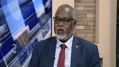 السلطات السودانية تلقي القبض على مدير الطيران المدني السابق حسين نايل