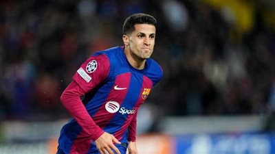 برشلونة يستعيد كانسيلو في صفقة إعارة جديدة