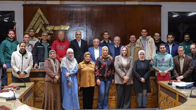 نقيب المهندسين والأمين العام يكرمون الكوادر الإدارية والفنية المتعاونة في تنظيم برنامج PMP