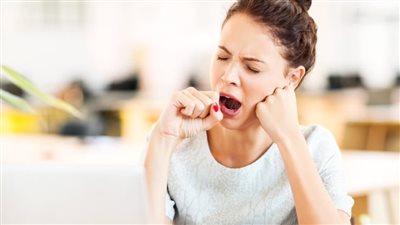 استبيان: 75% من الناس يشكون من النعاس الذي يعوق أنشطتهم اليومية