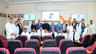 مستشفيات جامعة عين شمس تطلق برامج تدريبية متقدمة في جراحة وتجميل الوجه