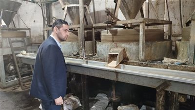 تفاصيل ضبط 21 طن مواد غذائية مجهولة المصدر و3000 لتر سولار مدعم بالسادات