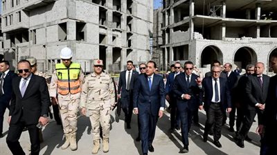 رئيس الوزراء يتفقد مشروع إنشاء مُستشفى هليوبوليس الجديدة