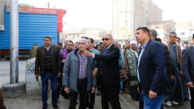 محافظ المنيا يتابع تطوير المدخل الشرقي والميدان الرئيسى للمدينة لتعزيز السلامة المرورية
