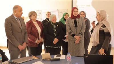 محافظ المنيا يشهد فعاليات برنامج «رابحة» لتمكين المرأة اقتصاديًا 