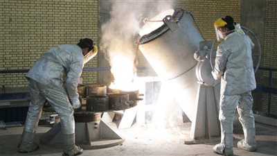 تركيا أم روسيا..إلى أين يذهب اليورانيوم الإيراني المخصب؟