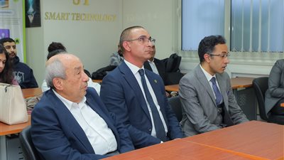 يستهدف تدريب 10 آلاف مهندس.. 