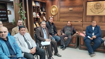 وكيل تعليم دمياط يبحث مع قيادات المديرية والأبنية التعليمية استعدادات الفصل الدراسي الثاني