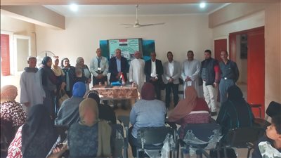 وحدة السكان تنظم ورشتى عمل حول الاستفادة من تدوير المخلفات بالأقصر (صور)