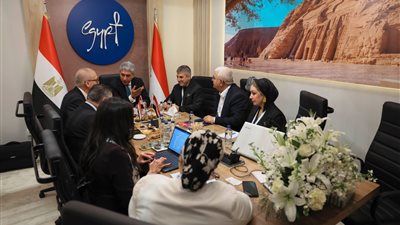 على هامش لقاءات وزيرالسياحة بشركات الطيران التركية