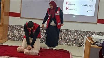 مركز التنمية البشرية ينفذ تدريب خاص بالاسعافات الاولية بالتنسيق وجمعية الهلال الاحمر