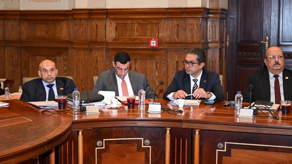 اجتماع اللجنة 