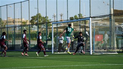 إستوريل وأستون فيلا يحققان الفوز 