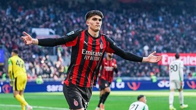 ميلان ضيفًا ثقيلًا على بيزا في الدوري الإيطالي 