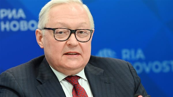 روسيا تحذر وتتوقع ضرب أمريكا لإيران 