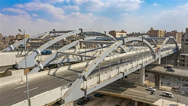 غلق كلي بمحور الفريق كمال عامر في الاتجاه القادم من العجوزة 