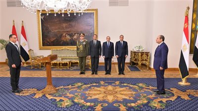 الدكتور محمد جبر يؤدي اليمين نائبًا لمحافظ المنيا أمام الرئيس السيسي 