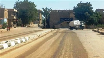 تنفيذ حملات مكثفة لرفع 22 طنا من المخلفات بمنطقة المحمودية بأسوان