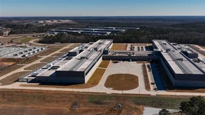 شركات التكنولوجيا الكبرى بالولايات المتحدة تطوّر مراكز بيانات دون طاقة