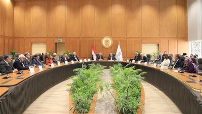 عوض تاج الدين رئيسا.. قائمة مجلس أمناء جامعة عين شمس الأهلية 