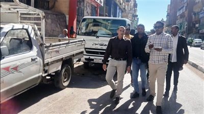 محافظ أسوان يقود جولات مفاجئة لتحقيق الإنضباط والمصادرة الفورية للمخالفات