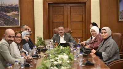 محافظ بورسعيد يستقبل مديرى مكاتب القنوات والمواقع الإلكترونية الرسمية