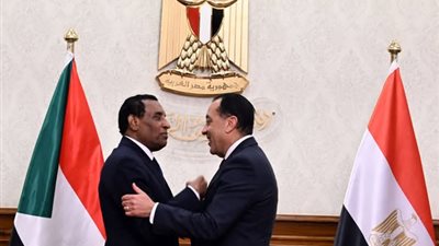 تفاصيل لقاء رئيس مجلس الوزراء بنظيره السوداني 