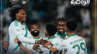 دوري روشن.. الأهلي يتصدر بهدف من نيران صديقة