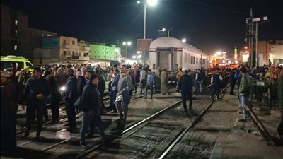  عودة حركة القطارات بالأقصر بعد خروج عربتين عن القضبان دون إصابات
