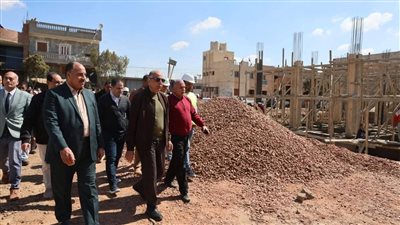 محافظ المنيا يضع حجر أساس مجمع الجزائر التعليمي بسمالوط بتكلفة 54.5 مليون جنيه 